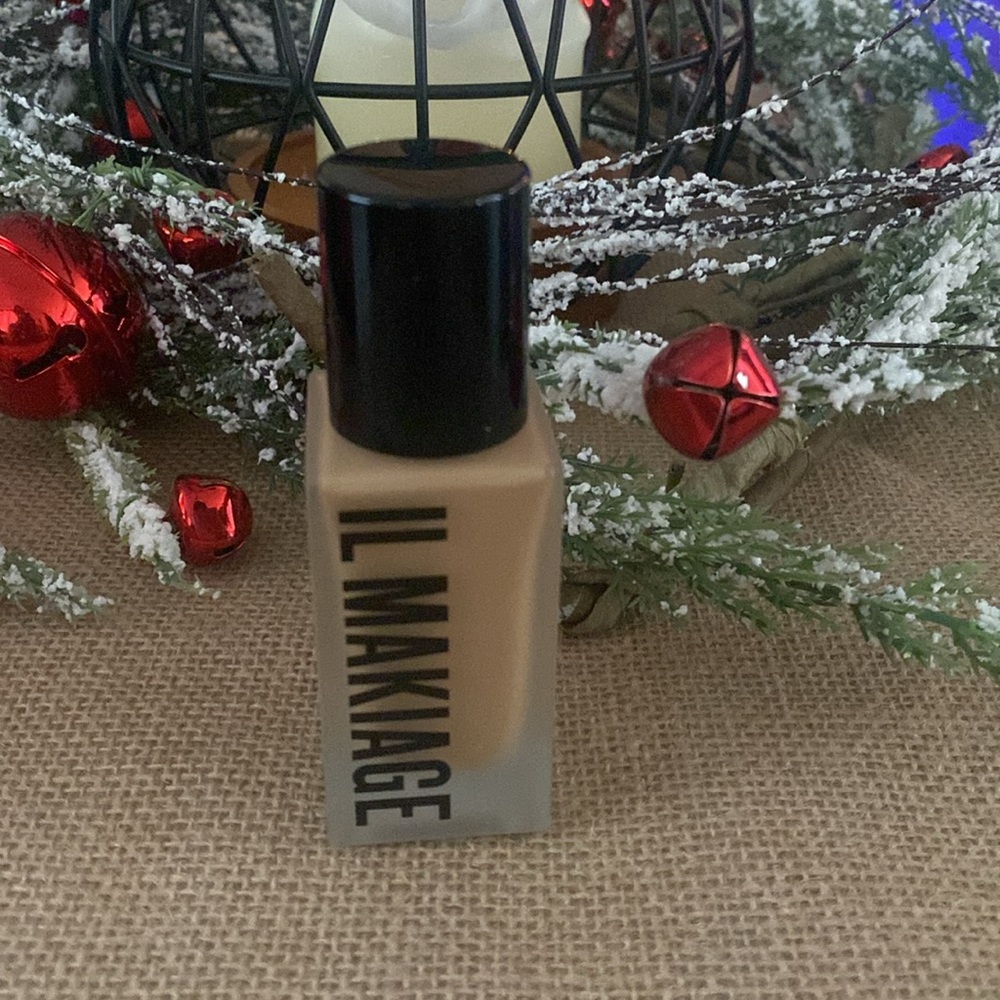 IL Makiage Foundation